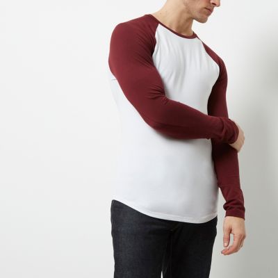 White muscle fit raglan long sleeve T-shirt